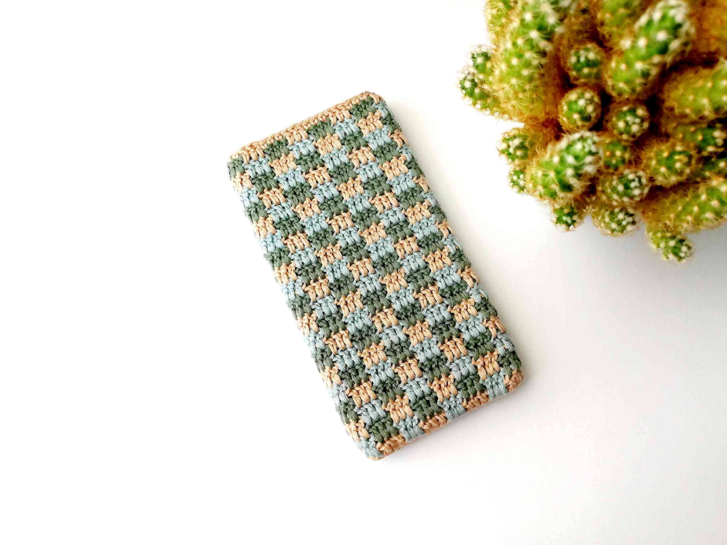 33 Crochet Tablet Cover Free Patterns Image