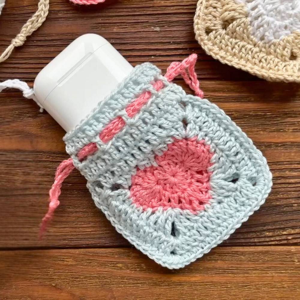 30 Ipod Crochet Case Patterns Image