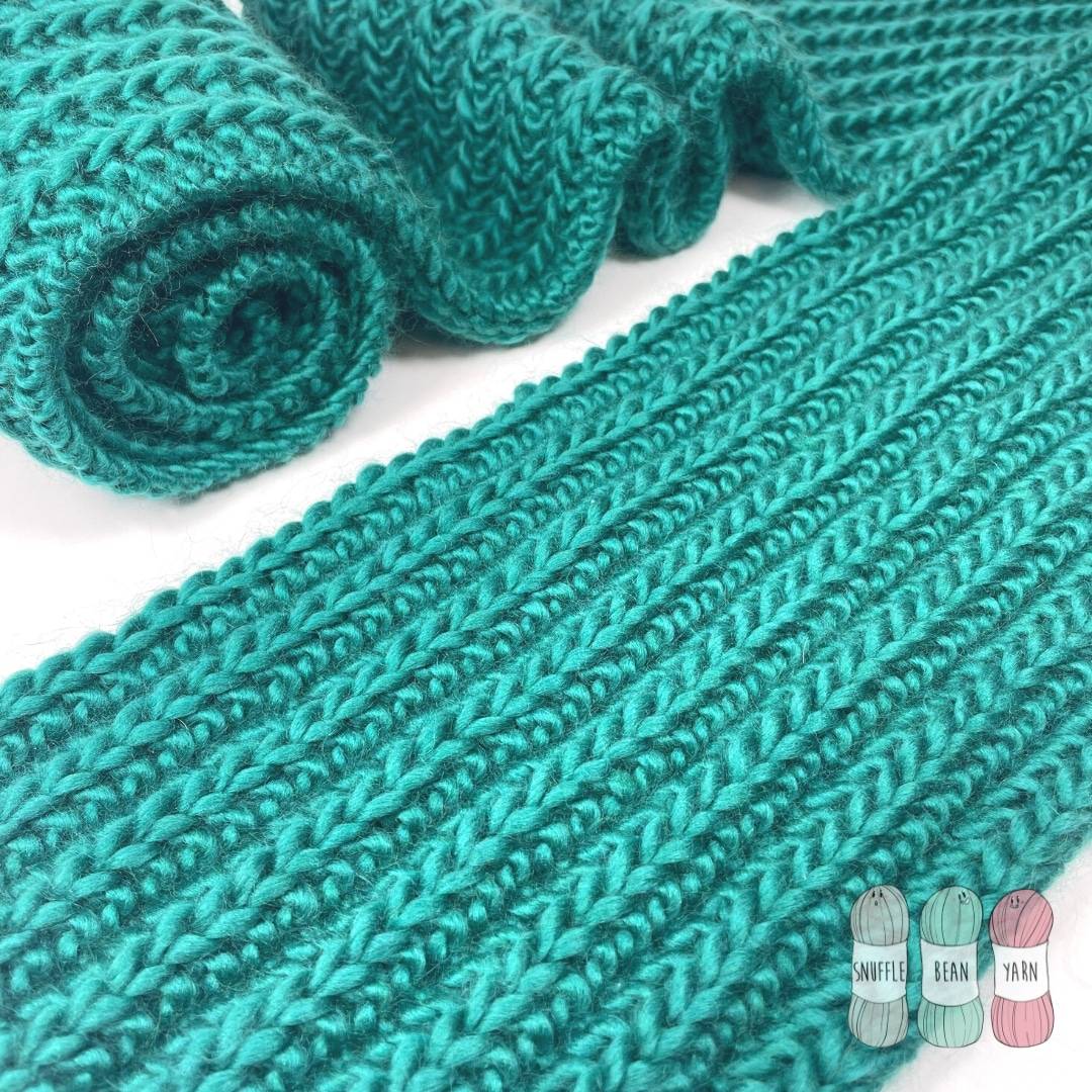 28 Knitted Scarves Patterns Image