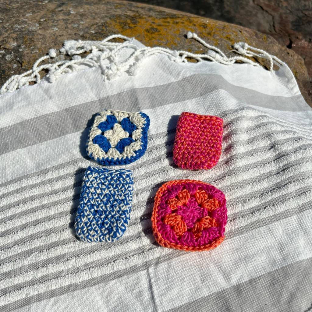 30 Ipod Crochet Case Patterns Image