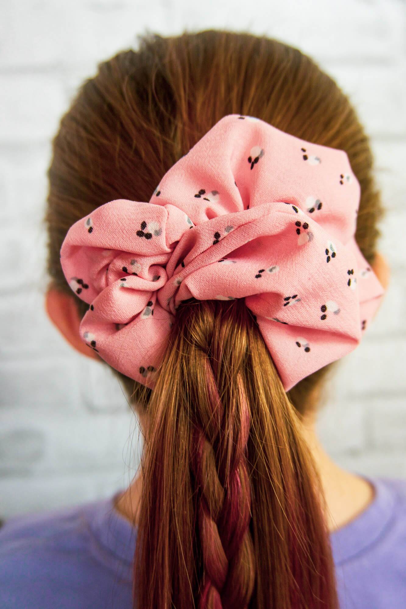 33 Easy Scrunchie DIY Recipes Image