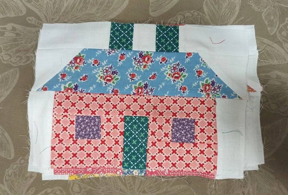 22 Free House Quilt Block Patterns Image