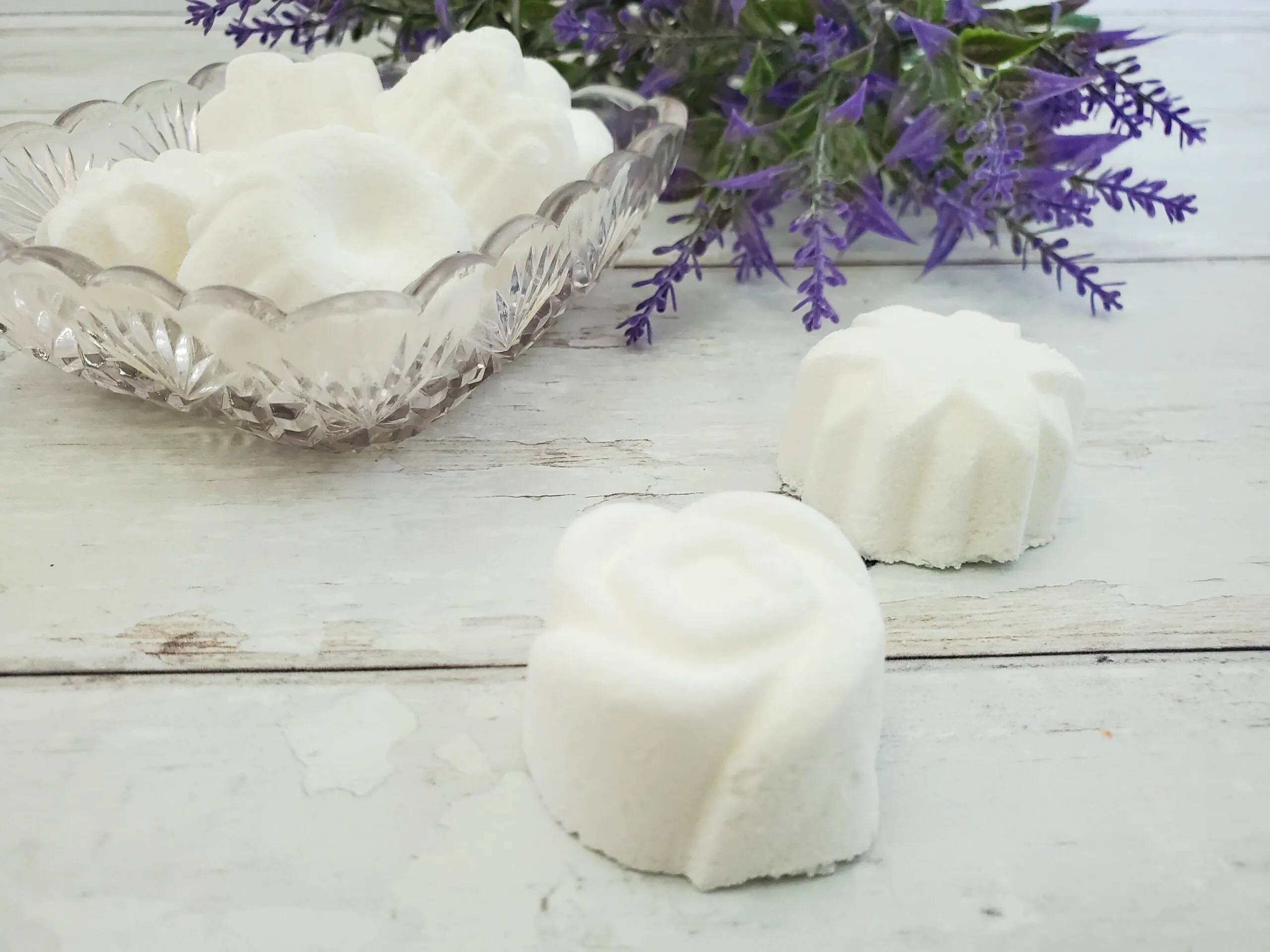 33 DIY Toilet Bombs Image