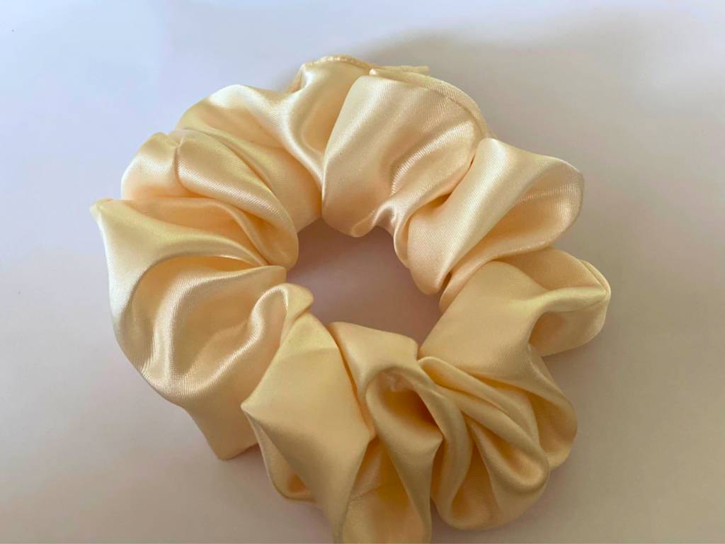 33 Easy Scrunchie DIY Recipes Image