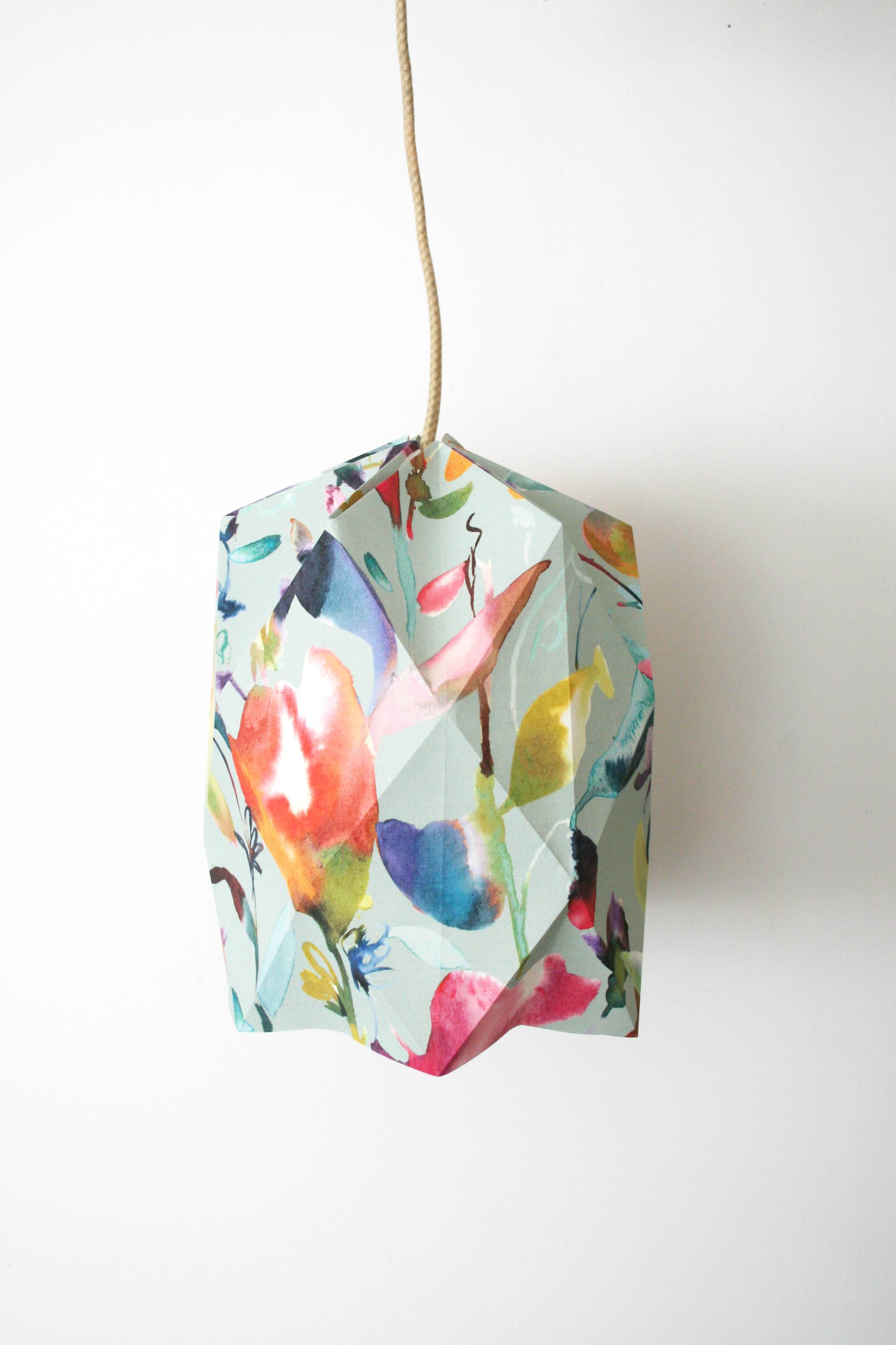 20 DIY Paper Bag Lampshade Ideas Image