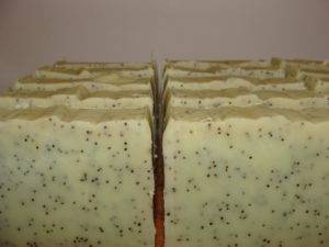 33 Winter Melt and Pour Soap Recipes Image