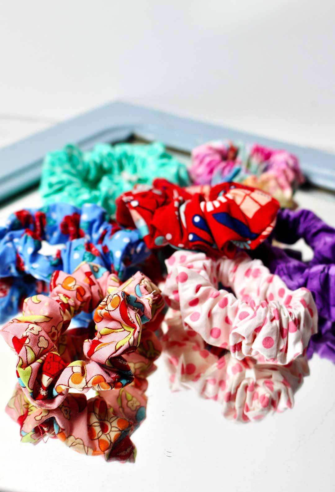 33 Easy Scrunchie DIY Recipes Image