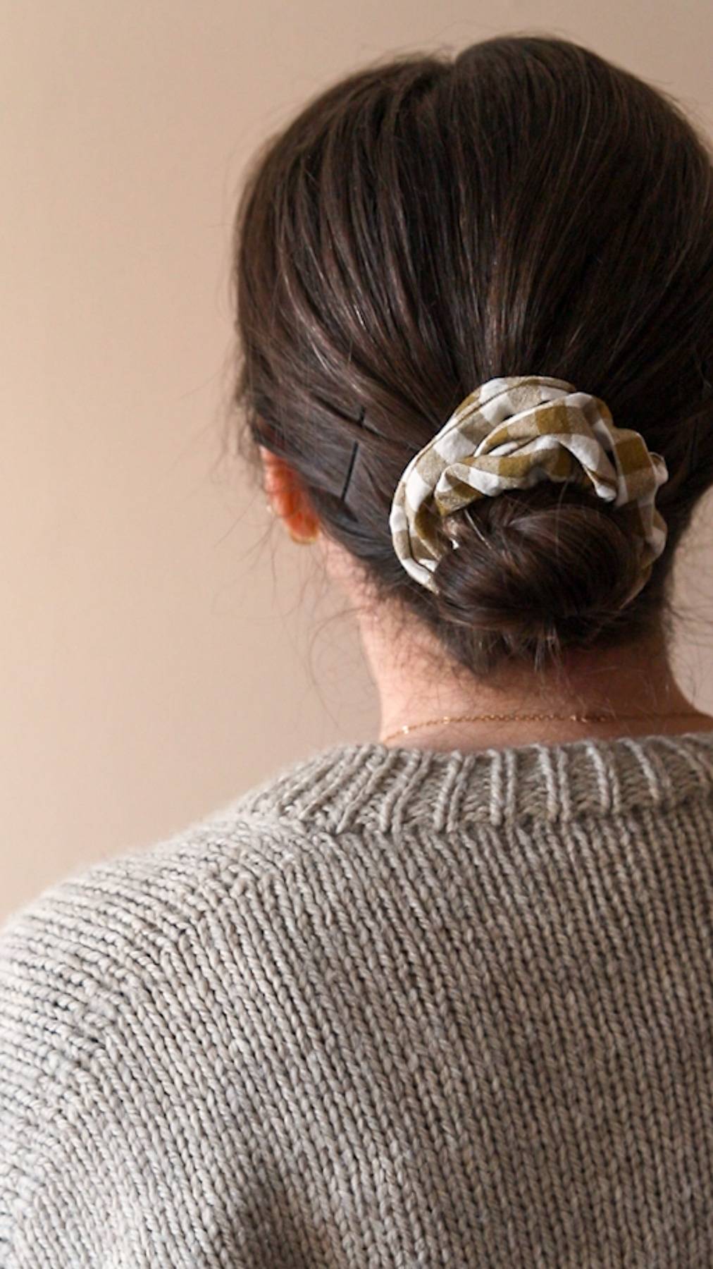 33 Easy Scrunchie DIY Recipes Image