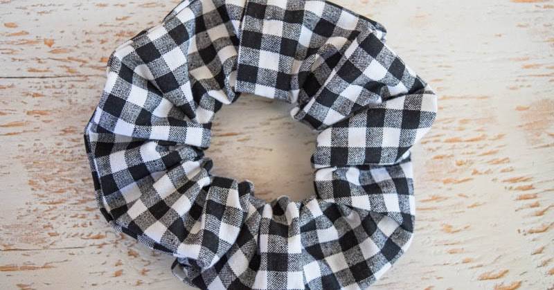33 Easy Scrunchie DIY Recipes Image