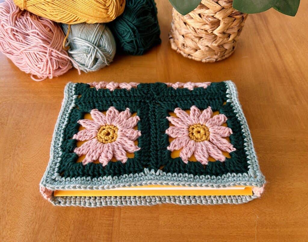 33 Crochet Tablet Cover Free Patterns Image