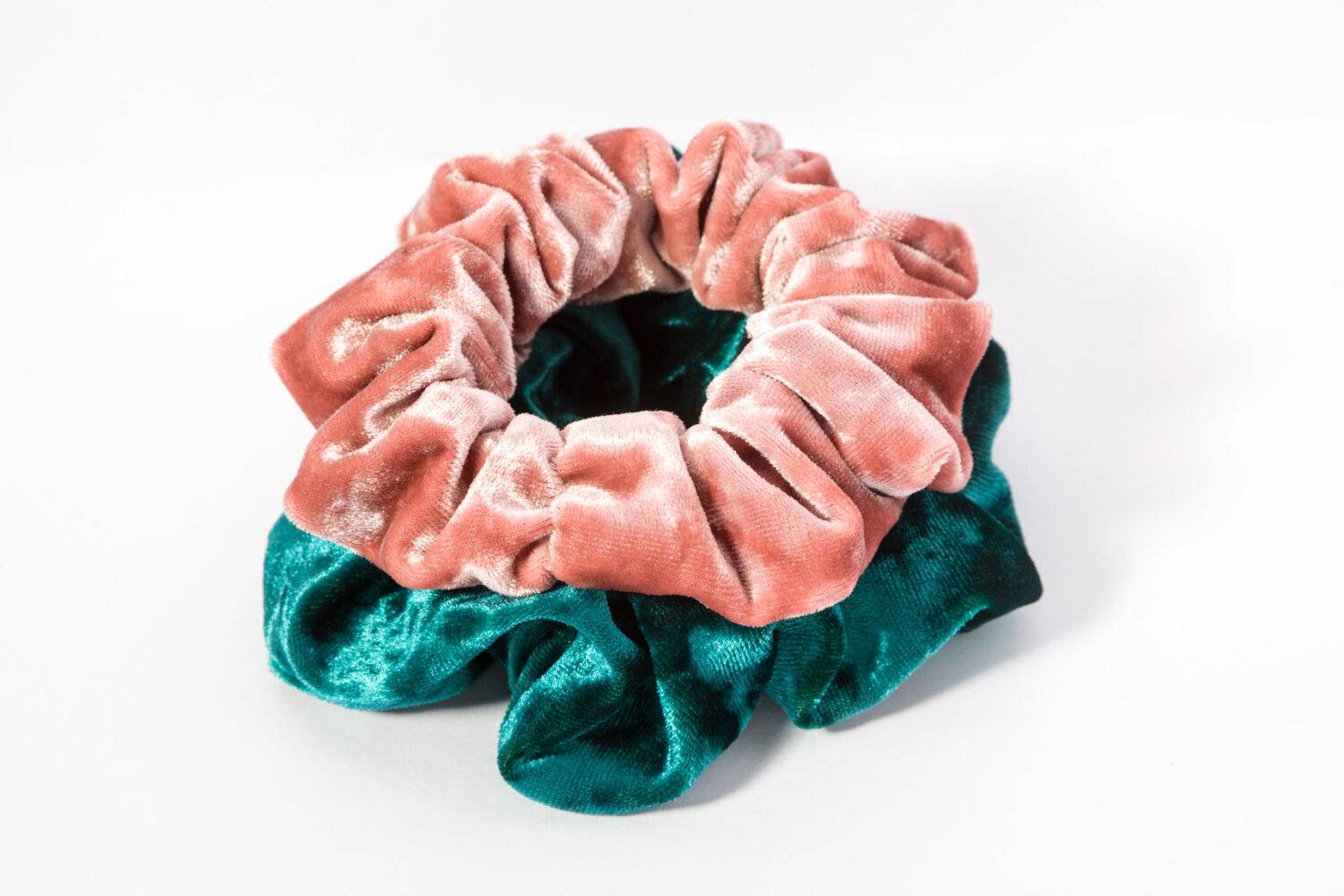 33 Easy Scrunchie DIY Recipes Image