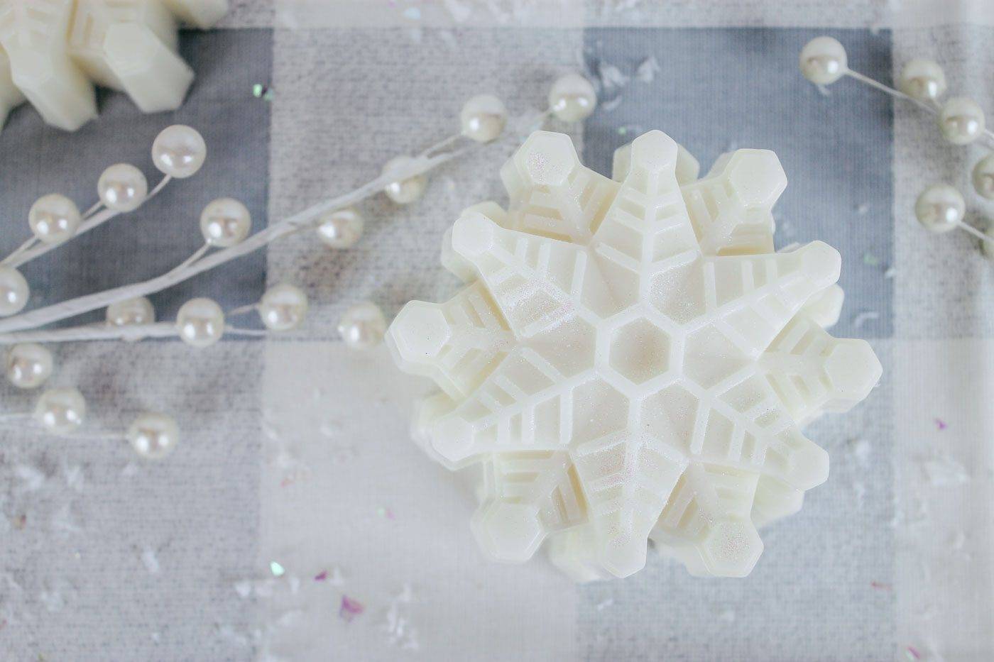33 Winter Melt and Pour Soap Recipes Image