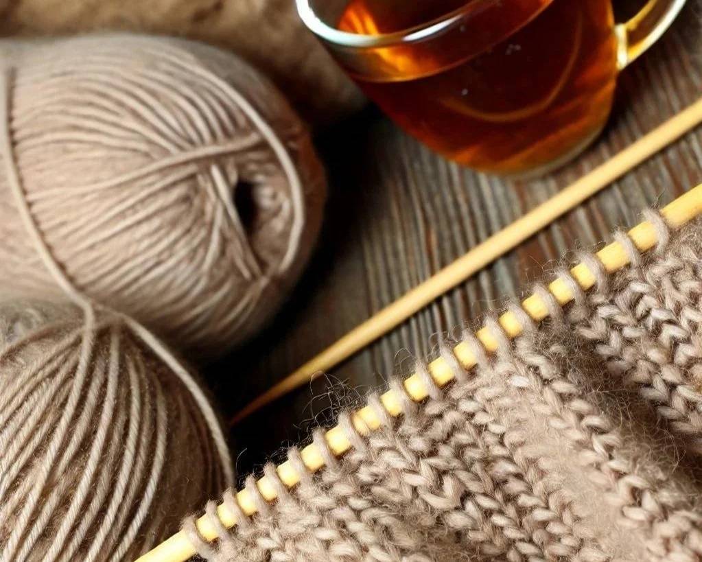 28 Knitted Scarves Patterns Image