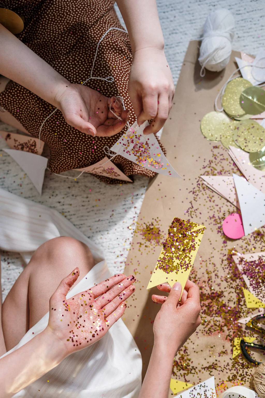 14 DIY Crafts for Bachelorette Party Image