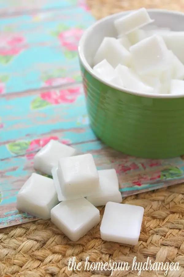 37 Essential Oil Wax Melt Recipes Image