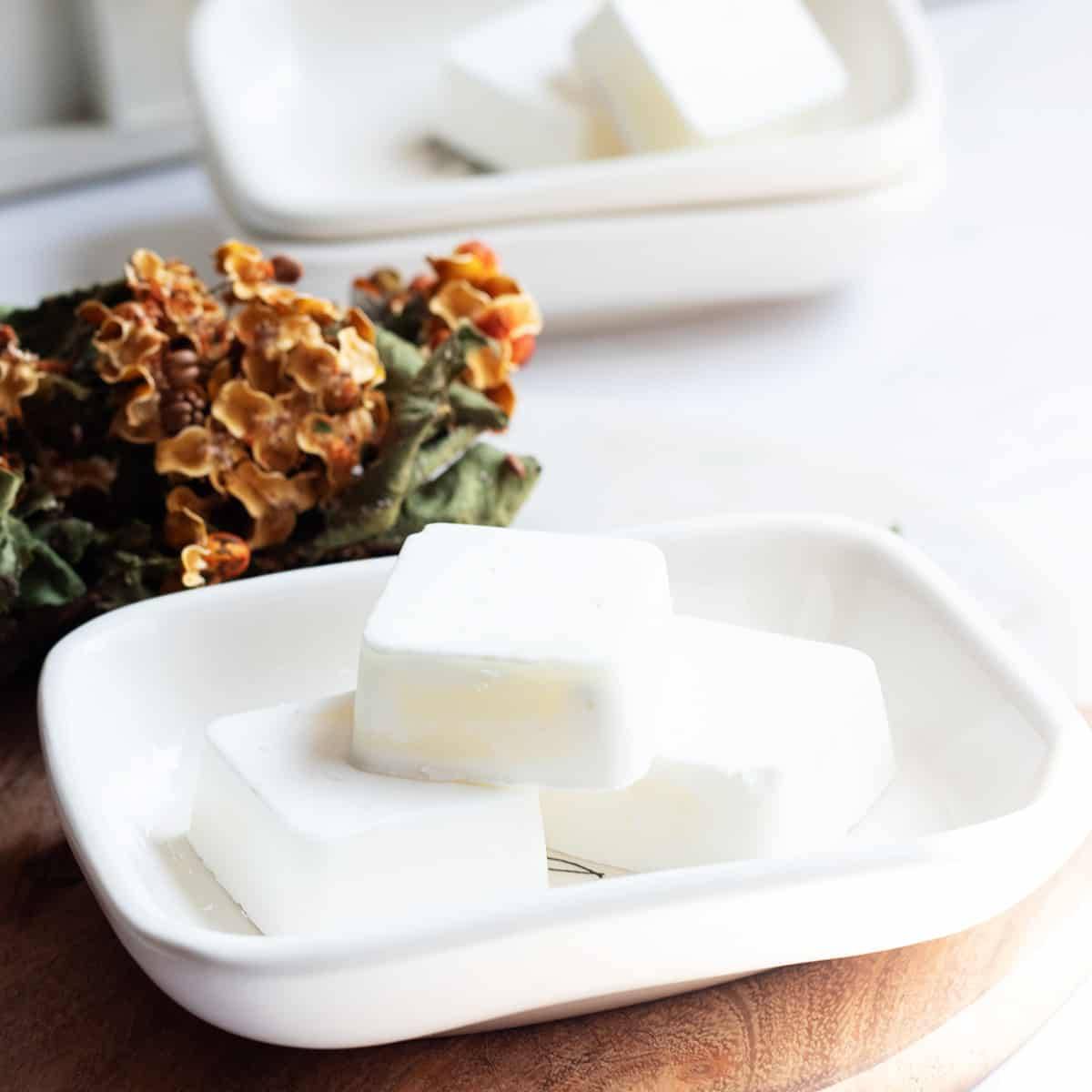 37 Essential Oil Wax Melt Recipes Image