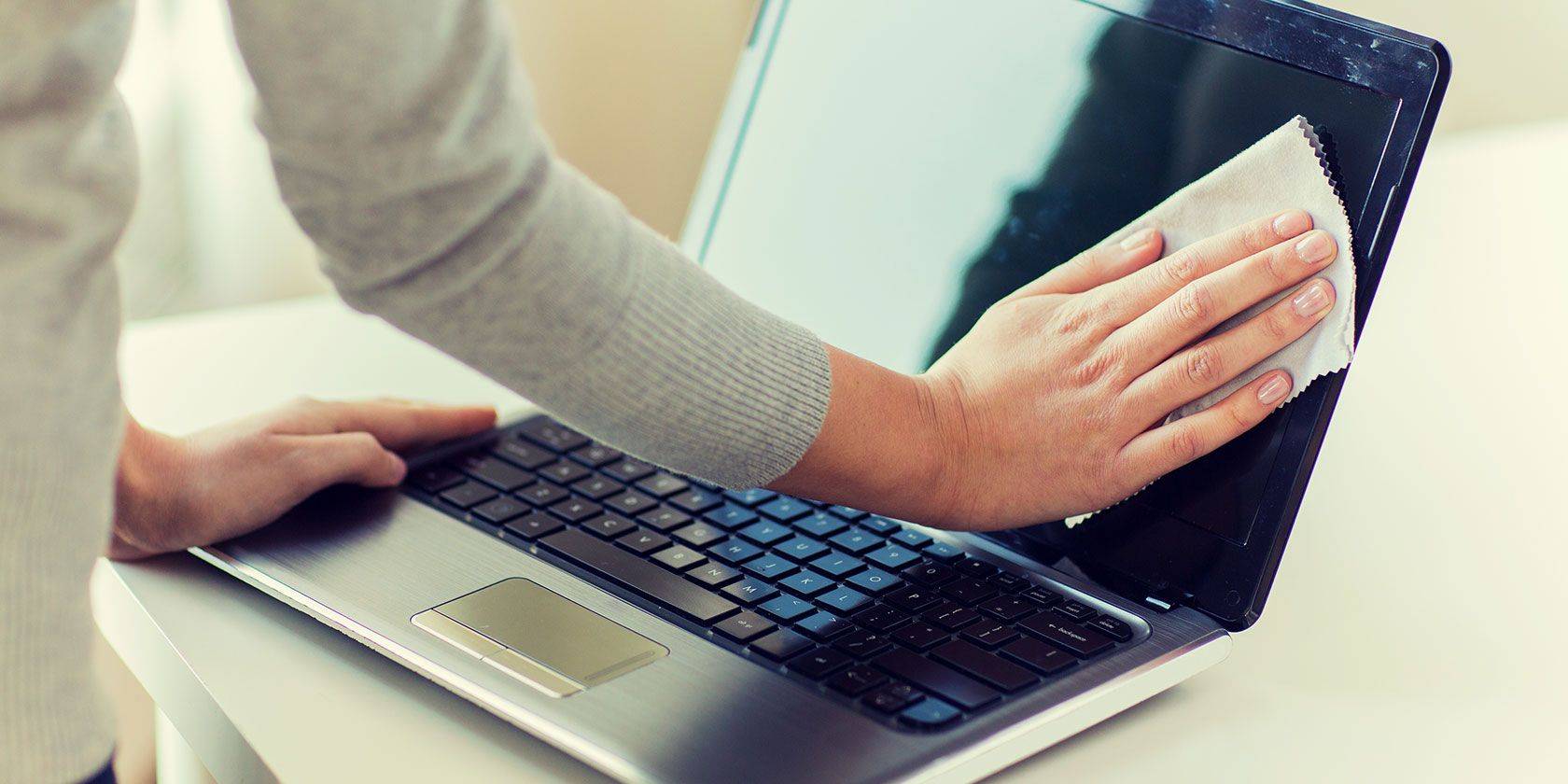 27 DIY Laptop Screen Cleaner Recipes Image