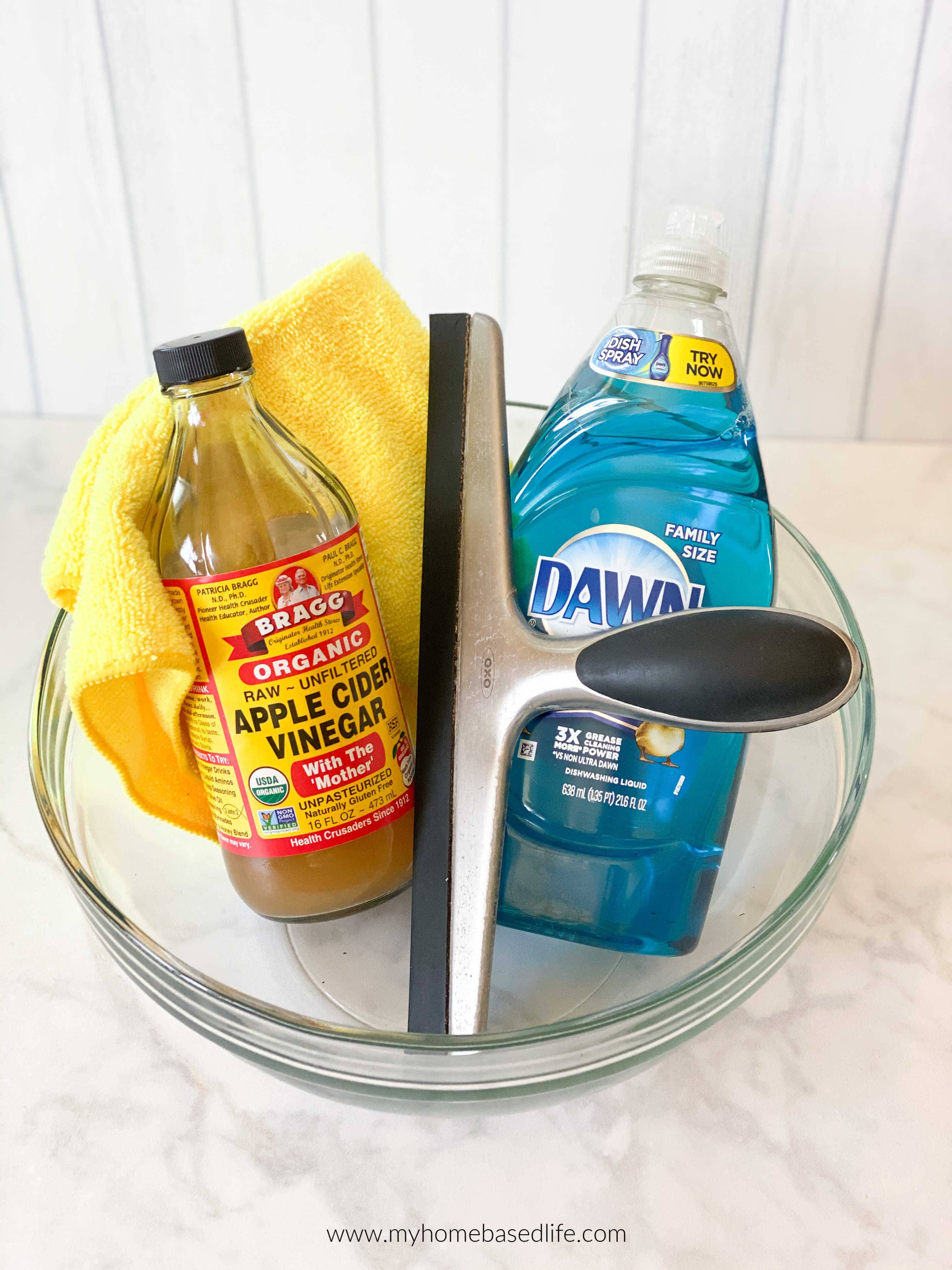 28 DIY Window Cleaner Streak Free Recipes Image