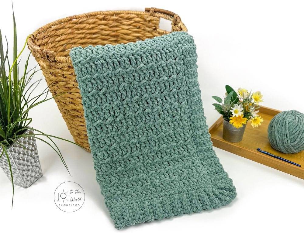 28 Solid Color Crochet Blanket Patterns Image