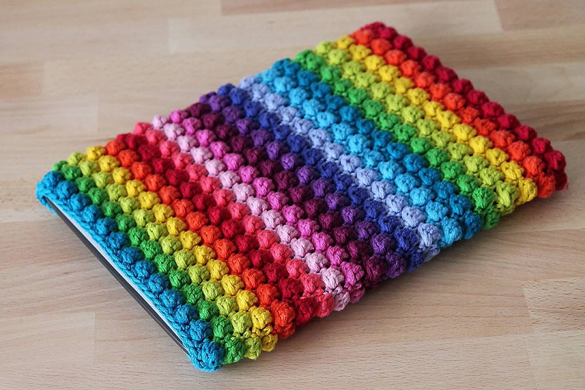 33 Crochet Tablet Cover Free Patterns Image