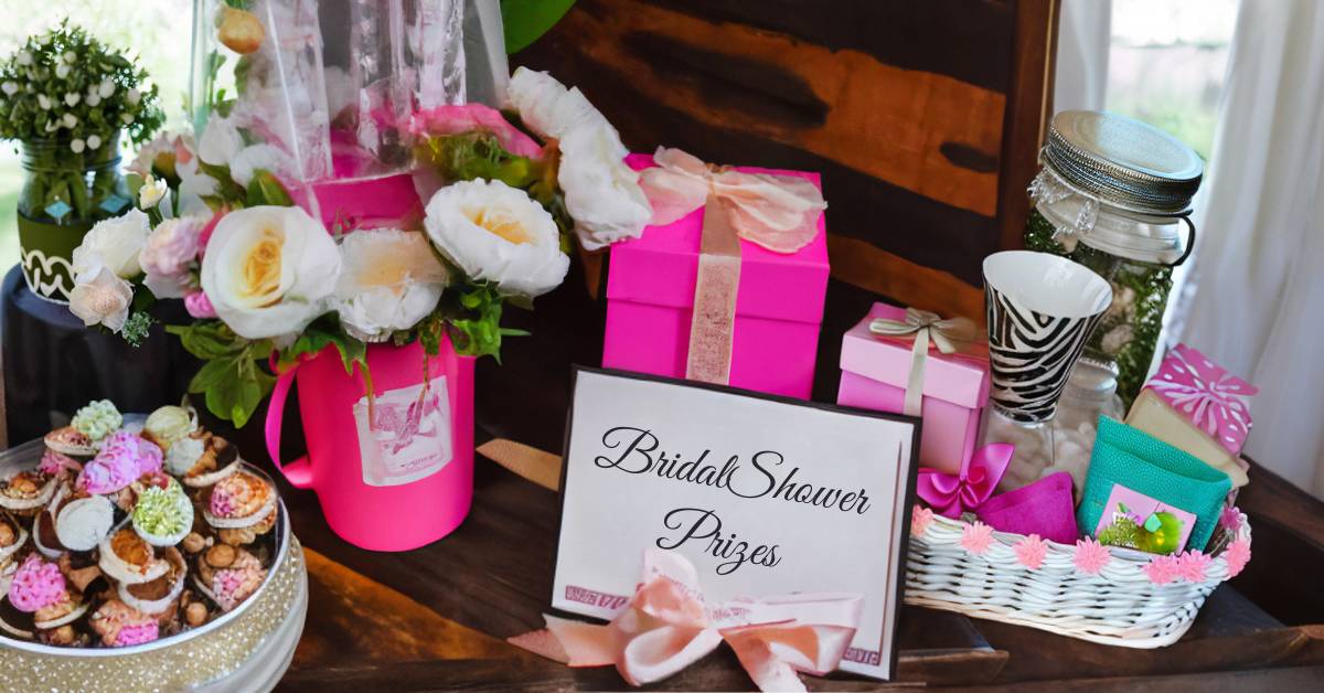 14 DIY Crafts for Bachelorette Party Image