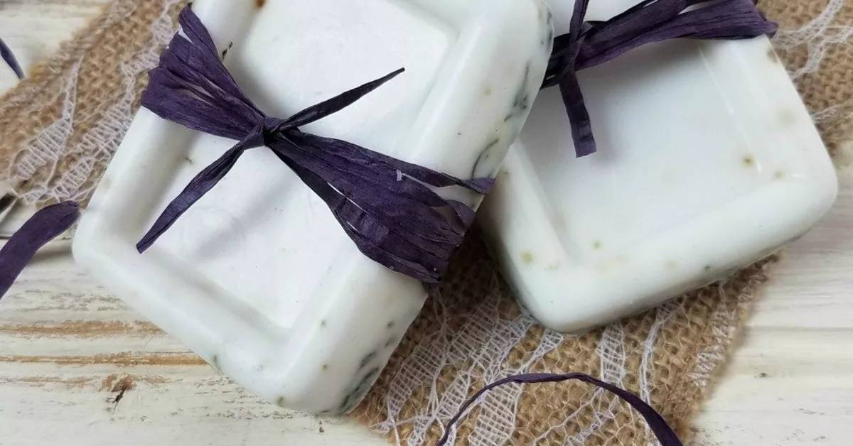 27 Soap Melt and Pour Recipes Image