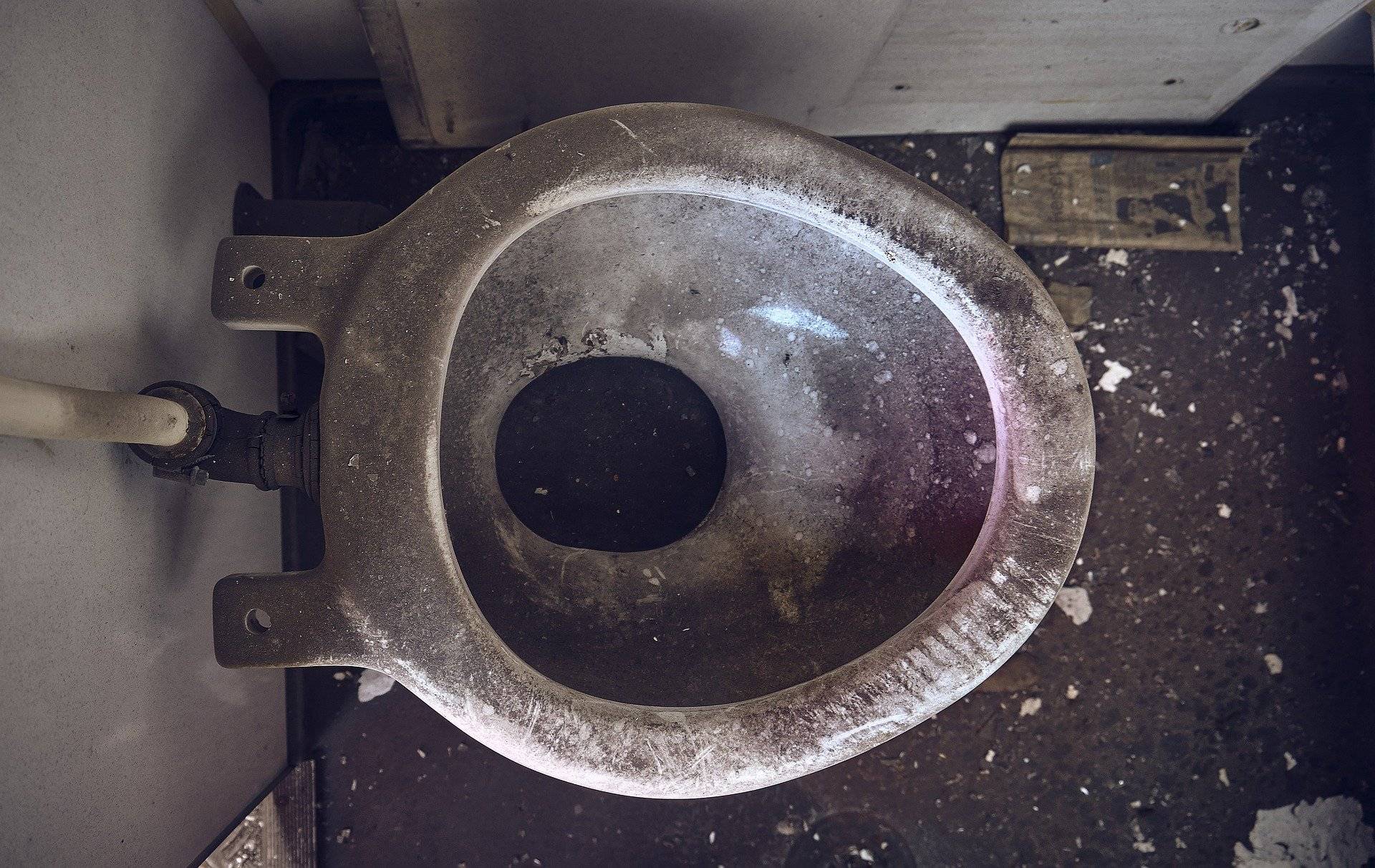 36 DIY Hard Water Stain Remover Recipes Image