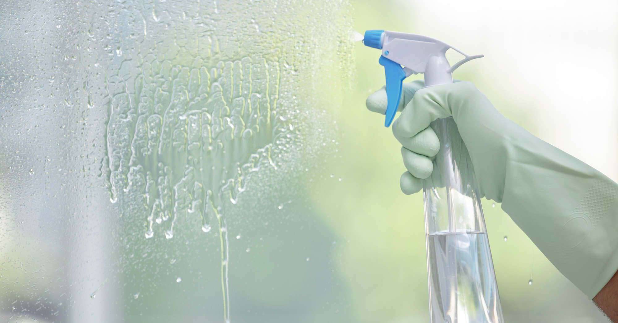 28 DIY Window Cleaner Streak Free Recipes Image