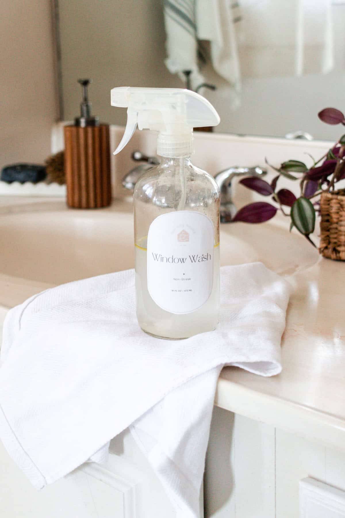 28 DIY Window Cleaner Streak Free Recipes Image