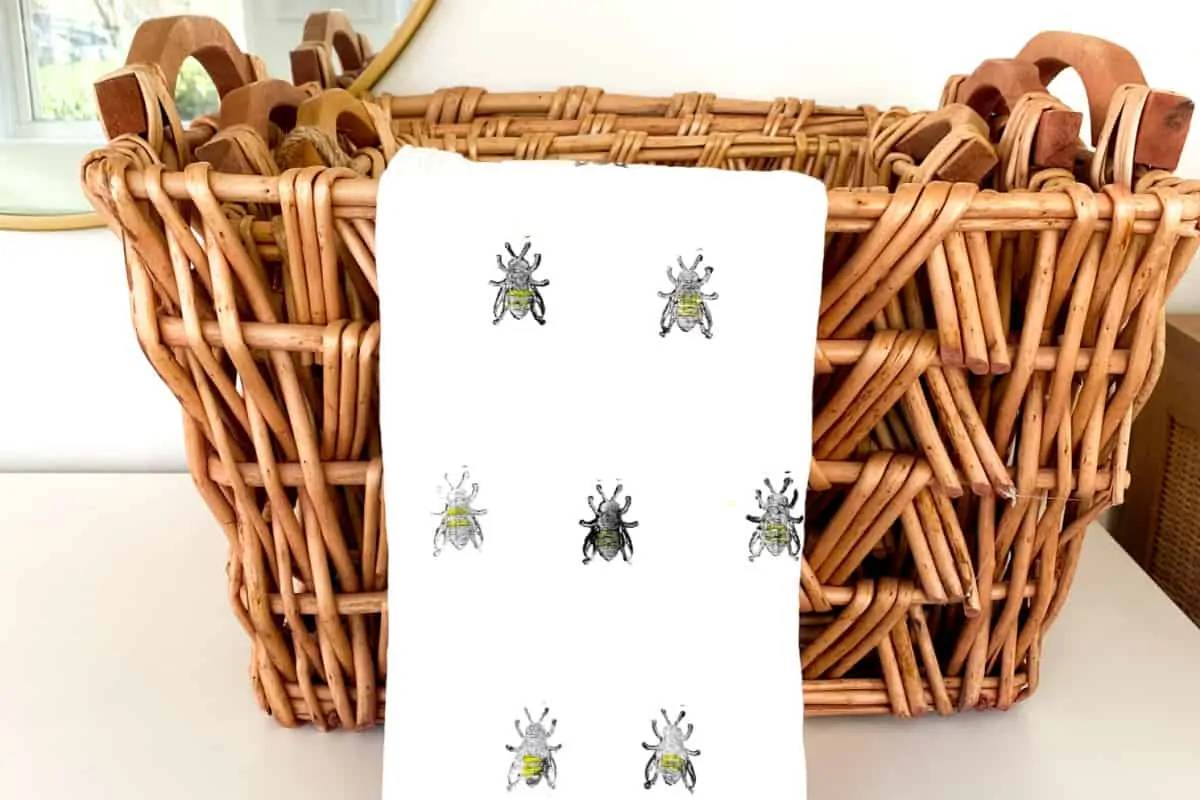 33 Tea Towel Crafts Image