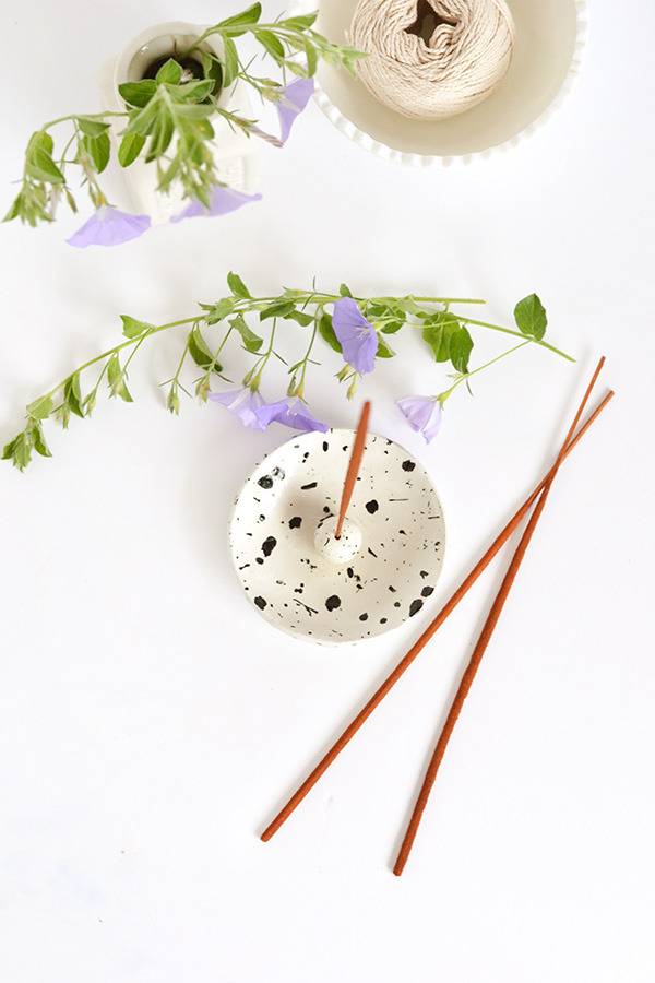 16 DIY Incense Holder Ideas Image