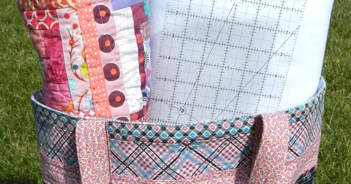25 Jelly Roll Tote Bag Patterns Image