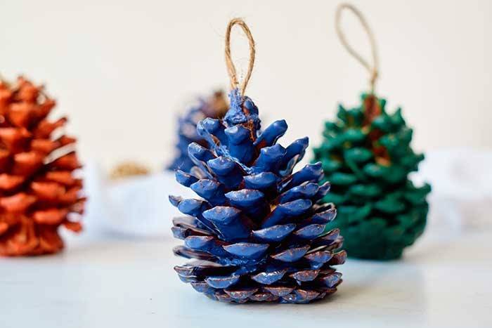 10 Pine Cone Fire Starters Image