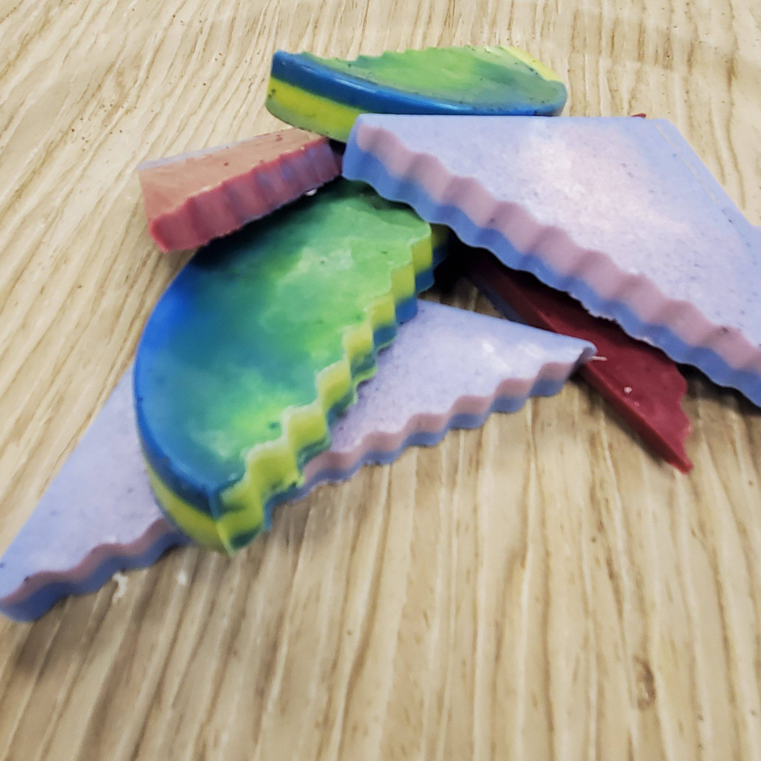 23 DIY Marbled Soap Ideas Image