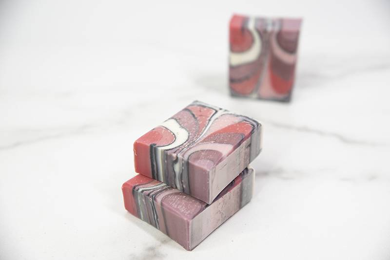 9 DIY Swirl Soap Recipes Image