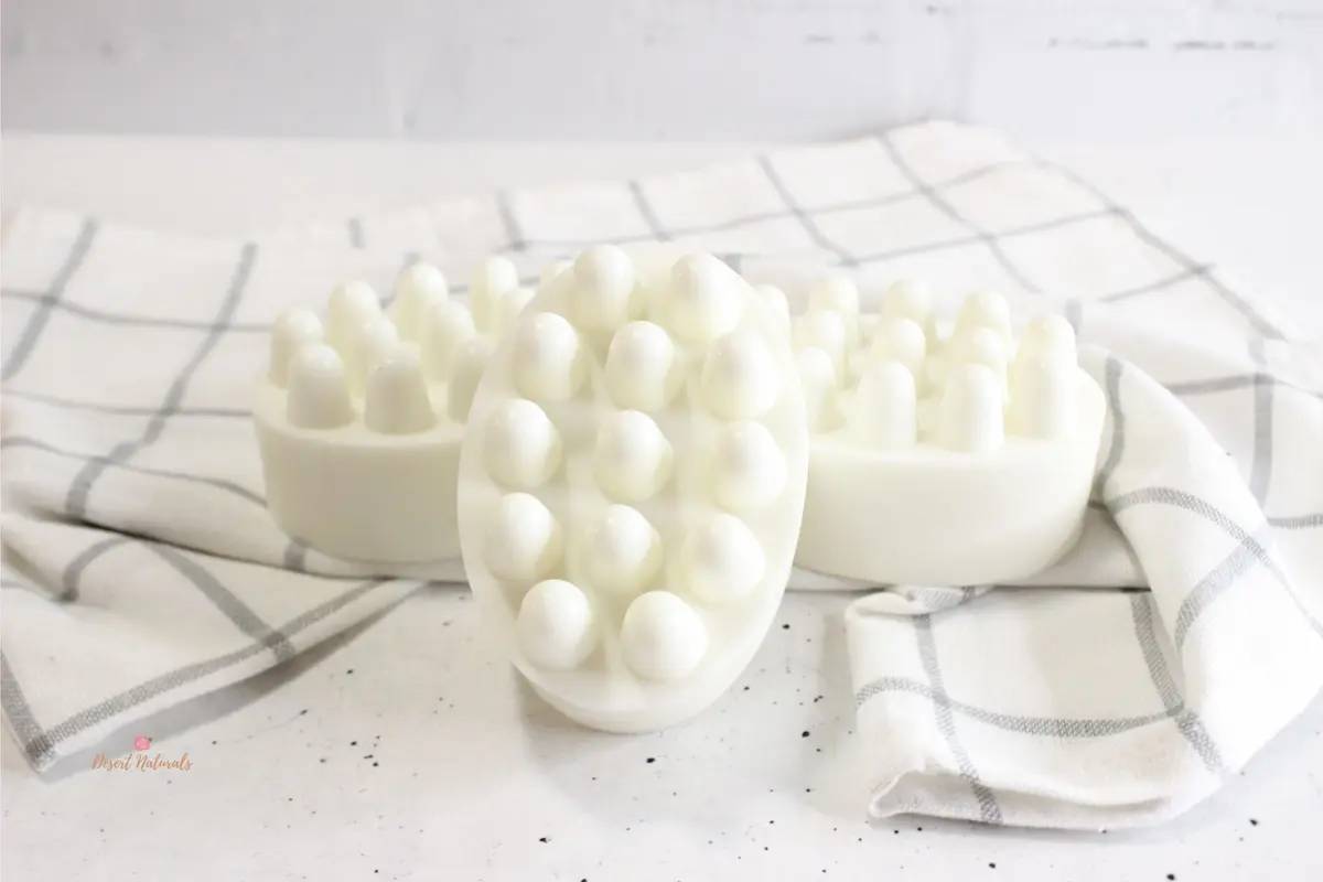 24 Melt and Pour Shampoo Bar Recipes Image