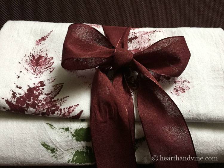 33 Tea Towel Crafts Image