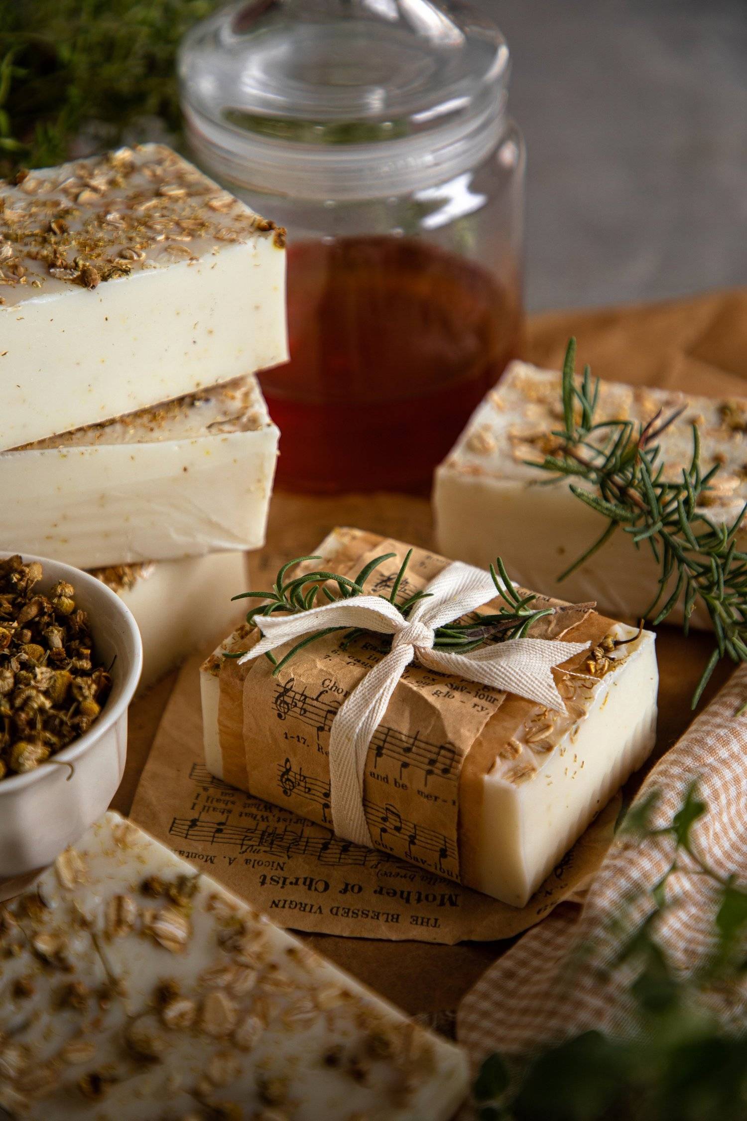 18 Honey Soap Recipes Image