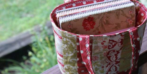 25 Jelly Roll Tote Bag Patterns Image