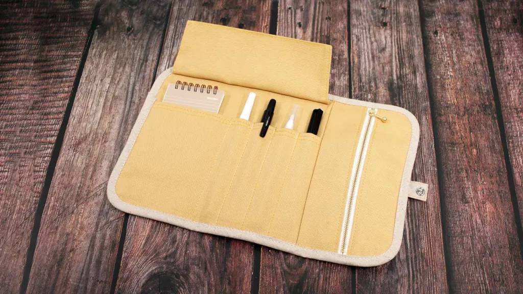 34 DIY Roll Up Pencil Case Patterns Image