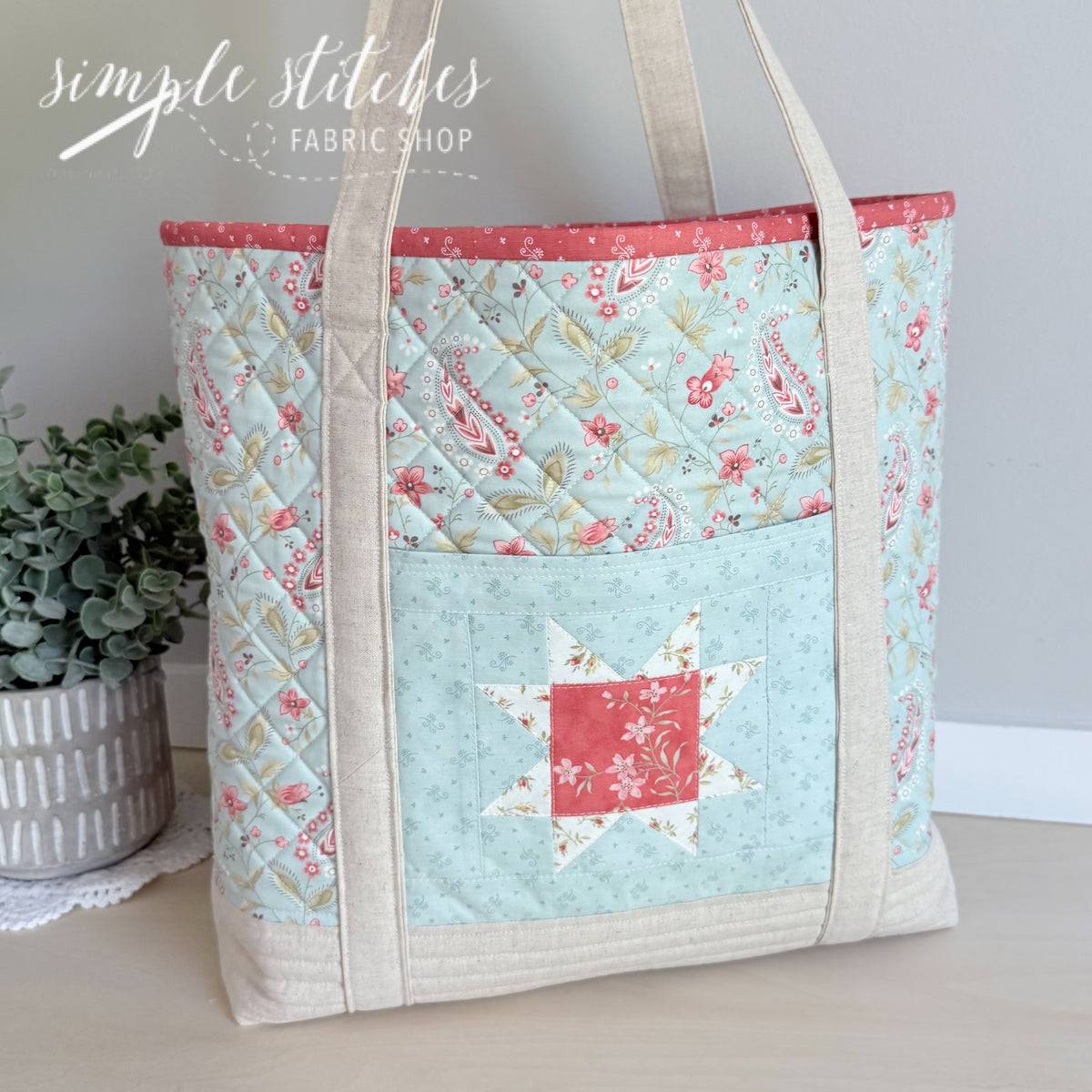 25 Jelly Roll Tote Bag Patterns Image