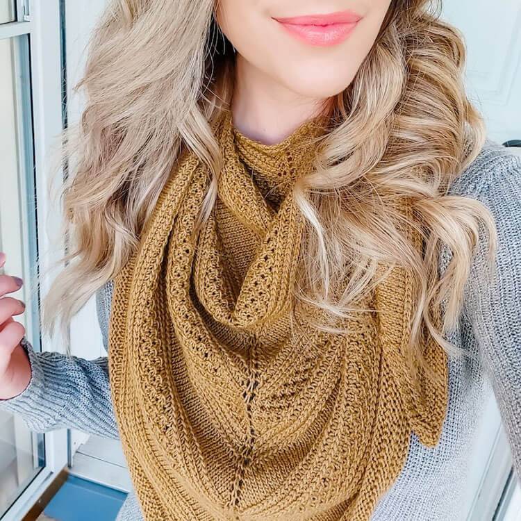 35 Easy Knitted Shawls Patterns Image