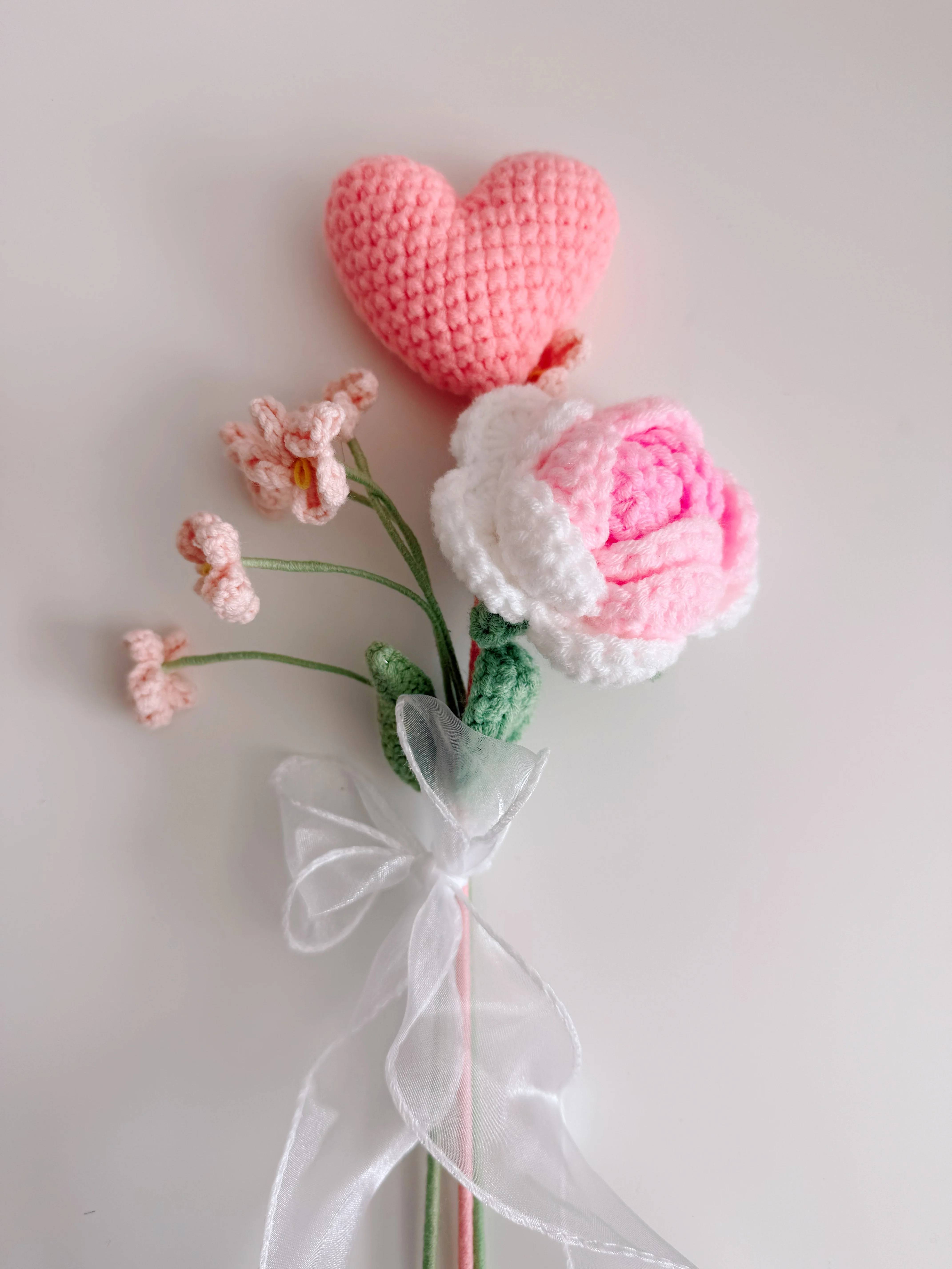 16 Valentines Crochet Bouquet Ideas Image