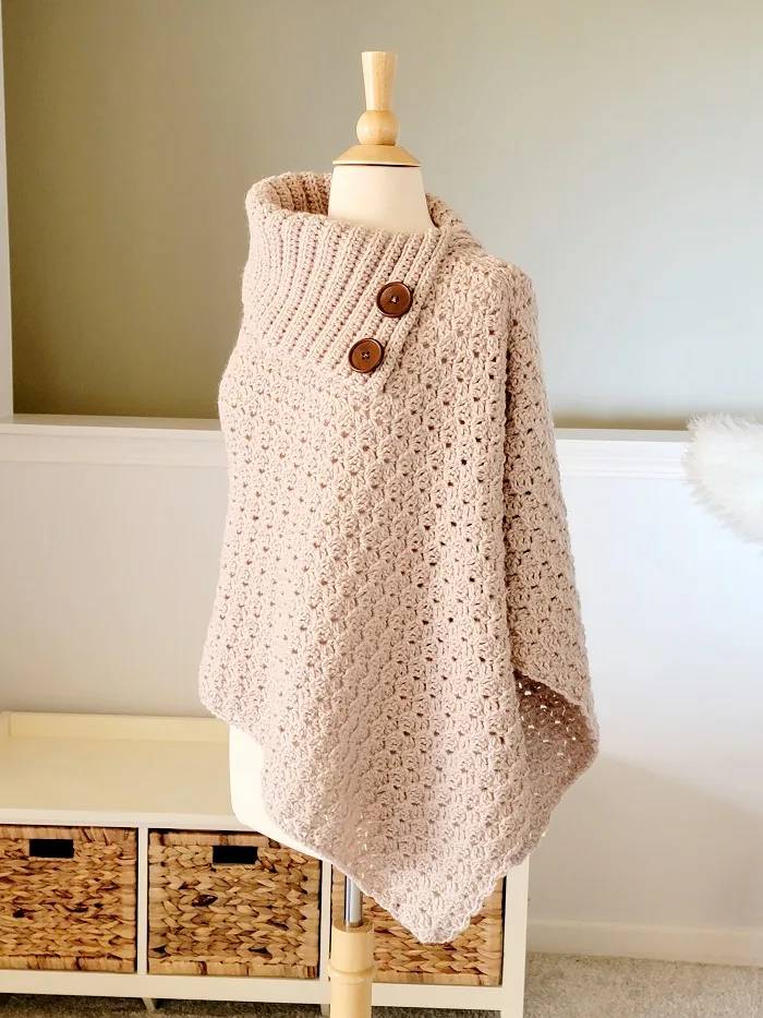 35 Easy Crochet Poncho Patterns Image