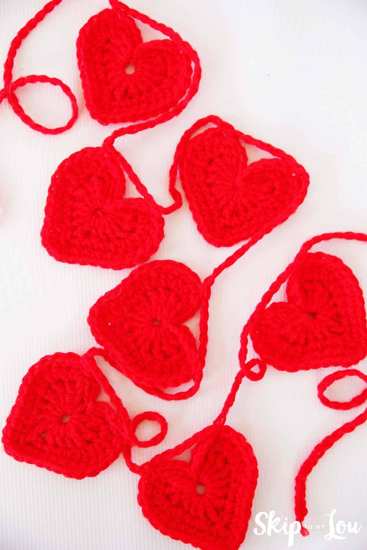34 Valentines Day Crochet Garland Ideas Image