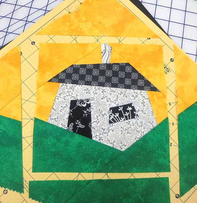 28 Wonky House Quilt Blocks Patterns Image