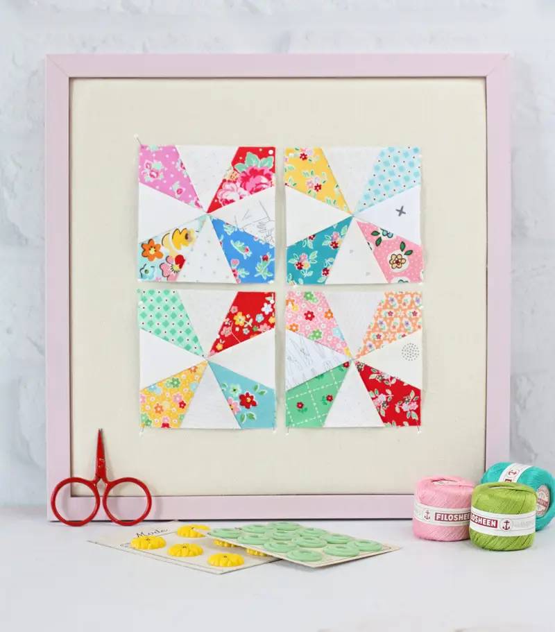 22 Paper Pieced Mini Quilts Patterns Image