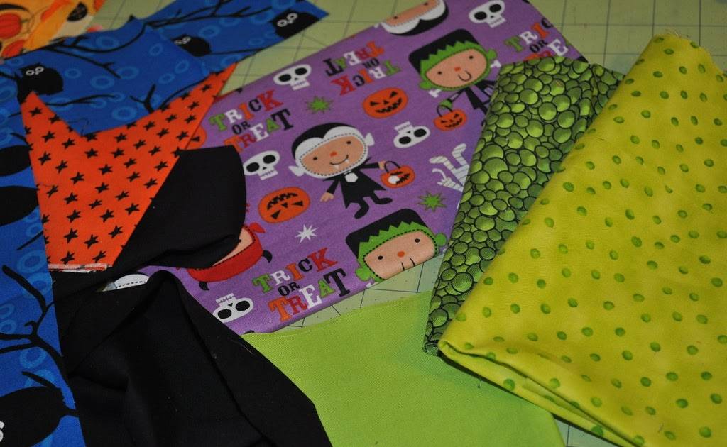 28 Wonky House Quilt Blocks Patterns Image