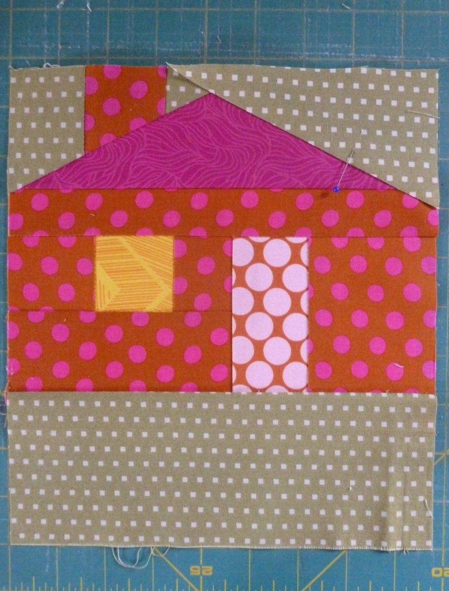 34 Paper Pieced House Quilt Blocks Image