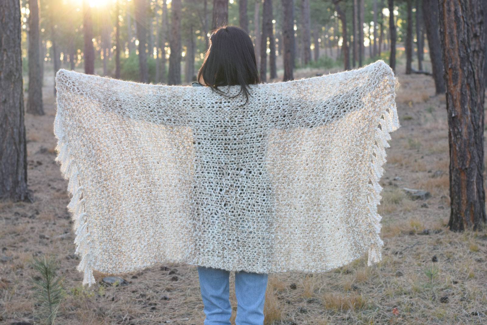 35 Easy Knitted Shawls Patterns Image